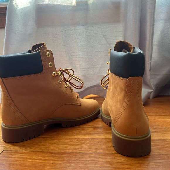Timberland Boots - Women - Picture 8 of 8